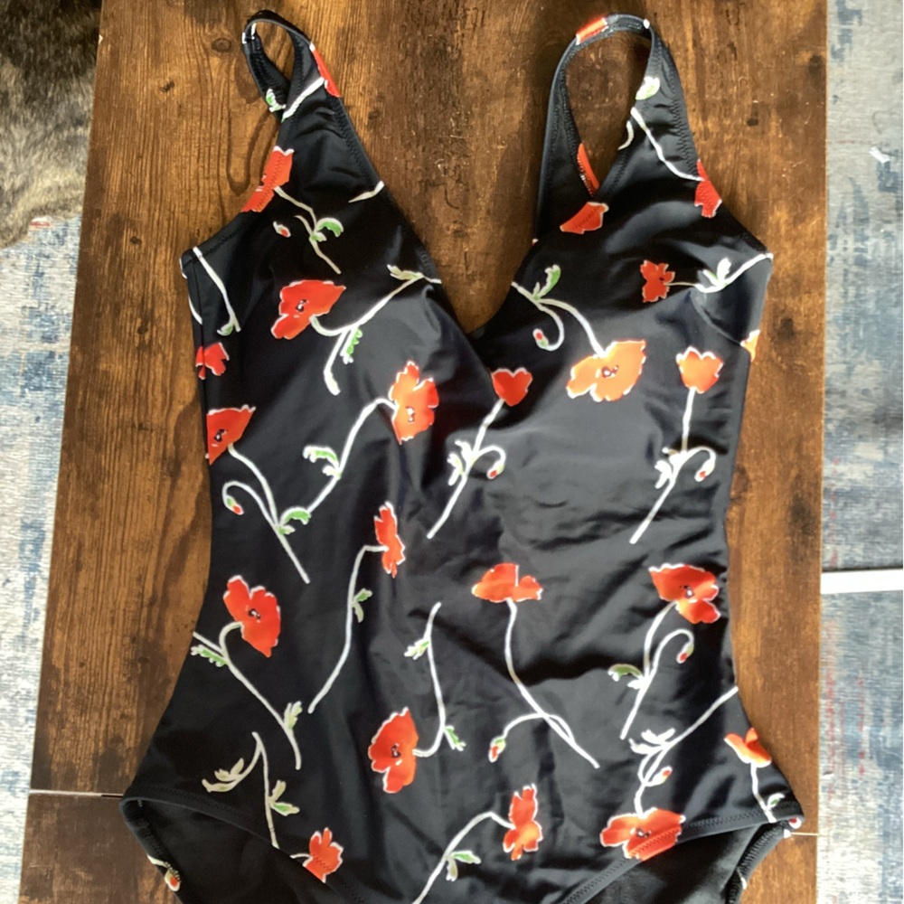 Gottex Silver Black and Red Floral One Piece